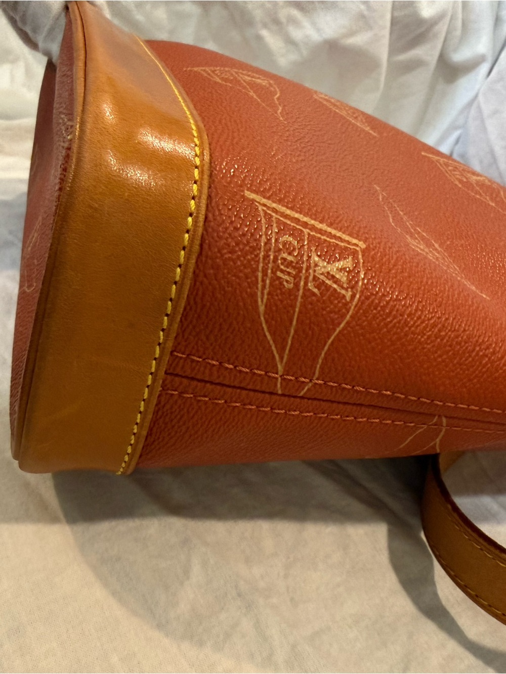 Vintage Louis Vuitton Cup Le Touquet Shoulder Bag In Red - Limited America’s Cup - Picture 9 of 16